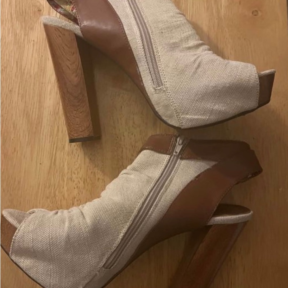 Zippered Linen & faux leather wooden block high heel